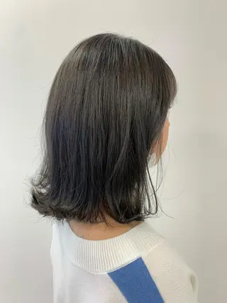 ミディアム カラー 顔まわりカット✄ ベージュカラー🧸のヘアスタイル