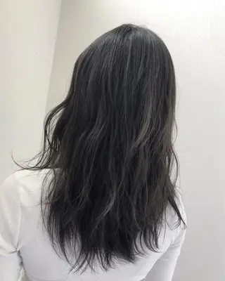 セミロング カラー 白井 つづりのヘアスタイル