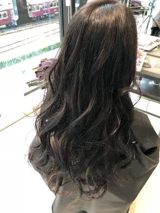 ロング カラー 韓国レイヤー×艶髪 ハイトーンRyukiのヘアスタイル