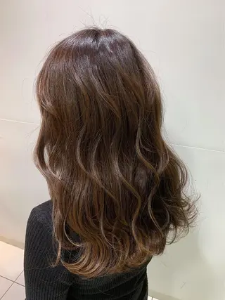 セミロング 北千住/小顔レイヤー /顔まわり/西慶太朗のヘアスタイル