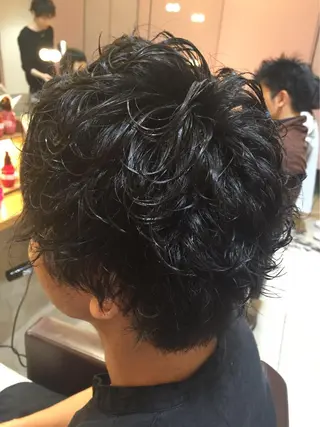 ショート パーマ メンズ メンズパーマの巨匠 鈴木純のヘアスタイル