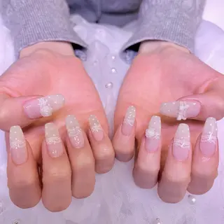 ネイル nail salon e'mu💐のネイルデザイン