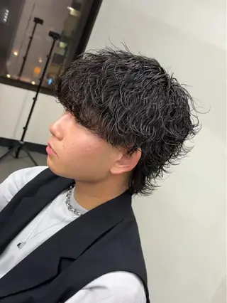 ショート パーマ メンズ 渋谷／ブリーチ／ カラーモデル／はるとのヘアスタイル