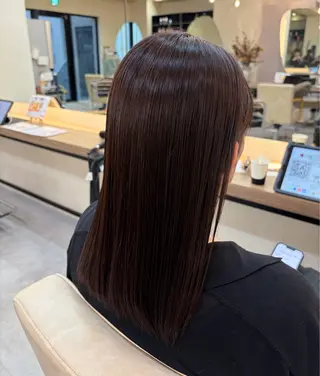 カラー 艶カラー🫧 yumiのヘアスタイル