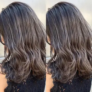 セミロング カラー 【渋谷で人気】艶髪× 髪質改善/ツヤカラーのヘアスタイル