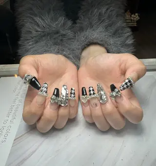 ネイル akina nailsのネイルデザイン