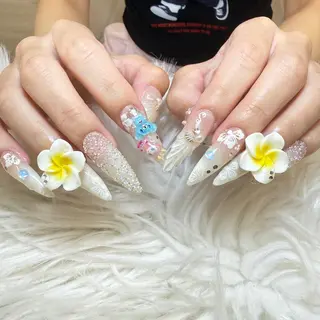 ネイル ANH ゴテゴテネイルのネイルデザイン
