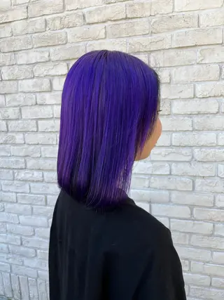 ショート カラー ハイトーンカラー シールエクステのヘアスタイル