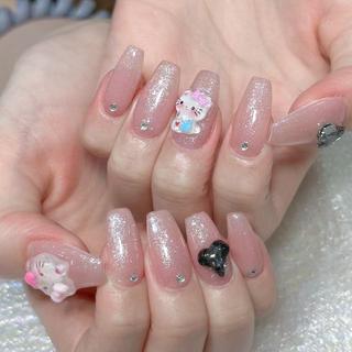 ネイル Queens テイのネイルデザイン