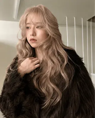 ロング カラー 小田 晃瑛のヘアスタイル