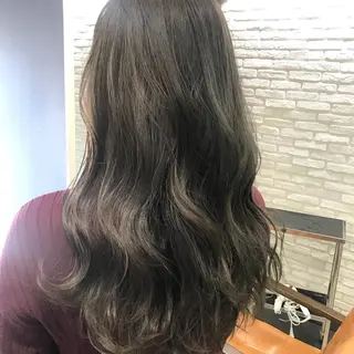 ロング カラー レイヤー べージュ 白石研太のヘアスタイル