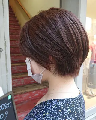 ショート カラー 「sumi」 AMIのヘアスタイル
