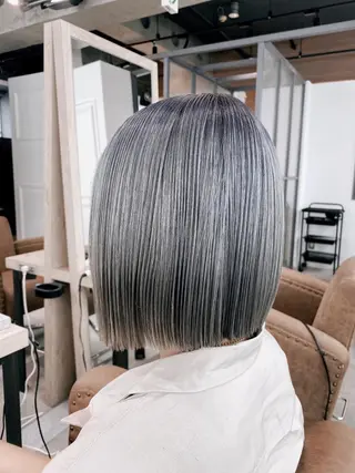 ショート カラー kyamyi キャミーのヘアスタイル