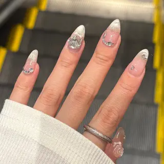 ネイル EmaNail 肥後橋店🤍YURIのネイルデザイン