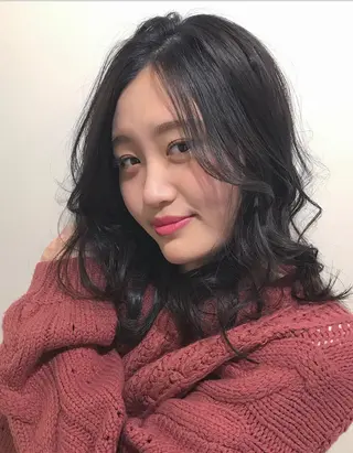 ロング LUMIA/オーナー 西田わかばのヘアスタイル
