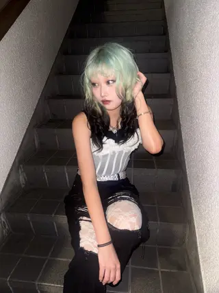 ロング 河野 朱里のヘアスタイル