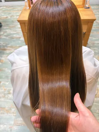 ロング 艶髪特化✨縮毛矯正 🎀崎山莉里香のヘアスタイル