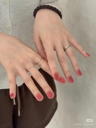 ネイル H&B アオリのネイルデザイン