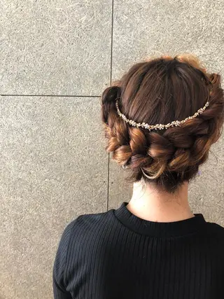 セミロング ヘアアレンジ Kirina/ 茨木/髪質改善のヘアスタイル