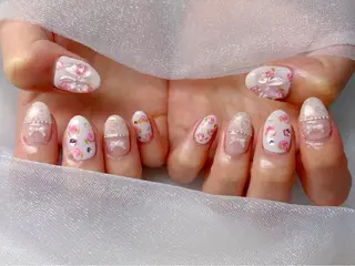 ネイル Queennail 北堀江Yumiのネイルデザイン