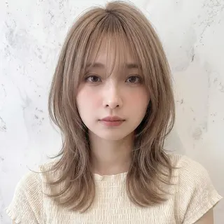 セミロング レイヤーカット／韓国 🤎きのした いちかのヘアスタイル