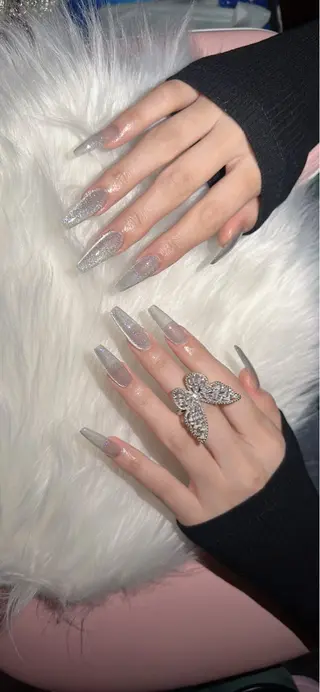 ネイル Ami Nailsのネイルデザイン