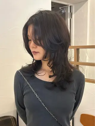 ロング 水谷 優華のヘアスタイル