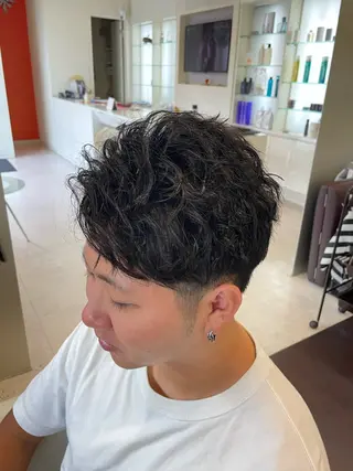 パーマ メンズ 長屋 裕也のヘアスタイル