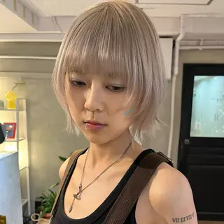 ショート カラー ヘアアレンジ ボブハイトーン🦖 デザインMAMIのヘアスタイル