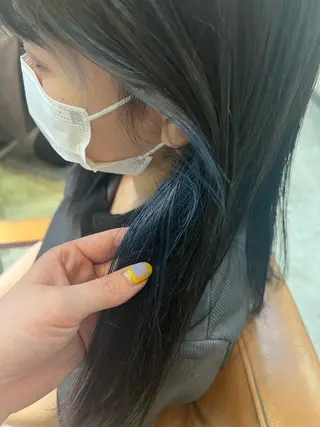 セミロング カラー 才門 真菜のヘアスタイル