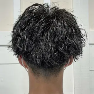 メンズ スタイリスト　田中 美雄のヘアスタイル