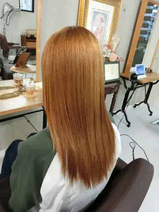 ロング nao 艶カラー・髪質改善のヘアスタイル