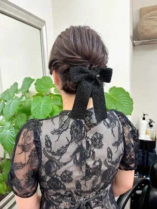 ロング カラー ヘアアレンジ yukimi .のヘアスタイル