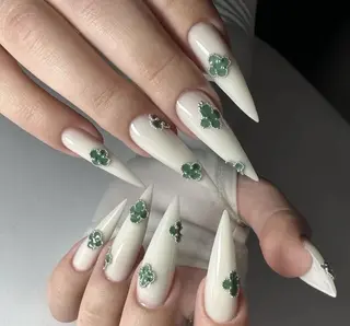 ネイル Yuu🎀 Belle Nailのネイルデザイン