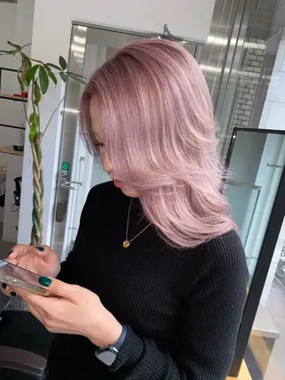 ミディアム カラー ブリーチ 透明感HIDEのヘアスタイル