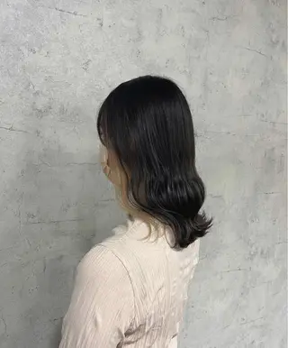 ミディアム カラー 唐澤 千尋のヘアスタイル
