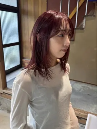 セミロング 上村 瑞紀のヘアスタイル