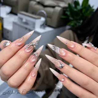 ネイル H-nail ロング/3D/Y2Kのネイルデザイン