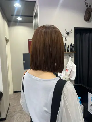 ミディアム カラー 友滝 真菜美のヘアスタイル