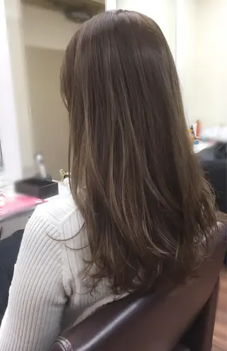 セミロング ロング カラー peige 斉藤✨大人ヘアー✨のヘアスタイル