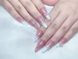 ネイル 🎀M nails✨ ビューティーのネイルデザイン