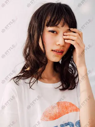 ミディアム カラー 白髪ぼかしハイライト 柳川拓哉のヘアスタイル