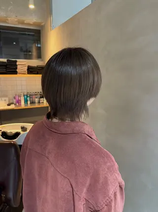 カラー 湯浅 慈園のヘアスタイル