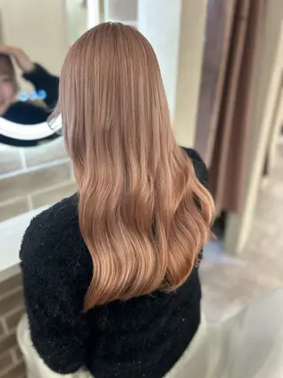 ロング ULUA ひまりのヘアスタイル
