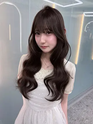 ロング 楠田 美空のヘアスタイル