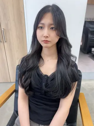 ロング vince. moekoのヘアスタイル