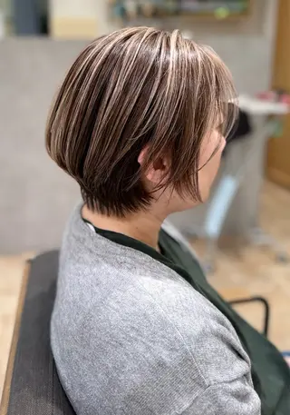 ショート カラー 西川 竜誠のヘアスタイル