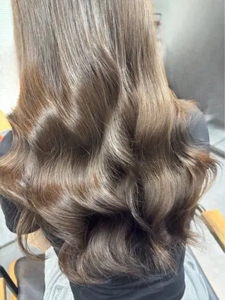 ロング RYOSUKE 梅田のヘアスタイル