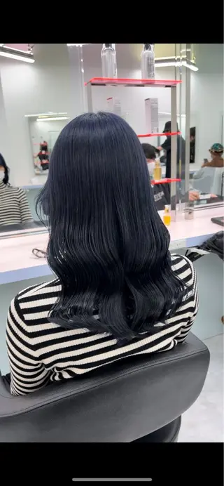 ミディアム カラー パーマ ヘアアレンジ 透明感ブリーチカラー 🌈TOMOHIROのヘアスタイル