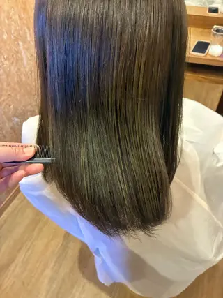 ミディアム カラー JowA✂︎ 目片夏実のヘアスタイル